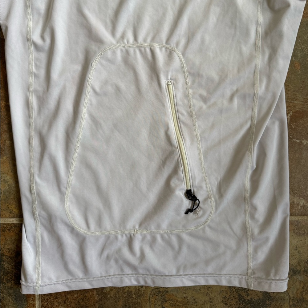 Patagonia Hooded Rashguard - Picture 5 of 6